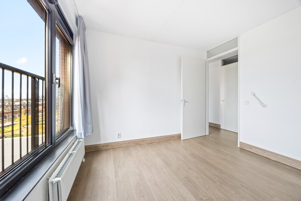 Medium property photo - Simon Carmiggelthof 176, 2492 JN Den Haag